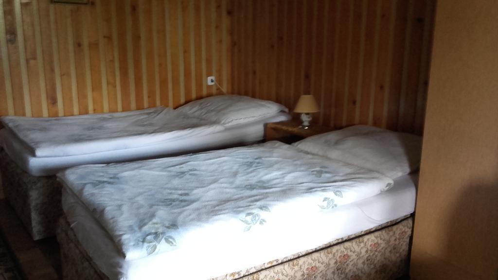 Pokoje Herta - Domek Letniskowy Stawiguda Habitación foto